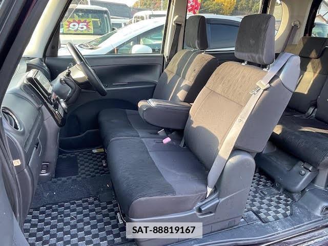 Daihatsu TANTO 2012-09 7811515-18