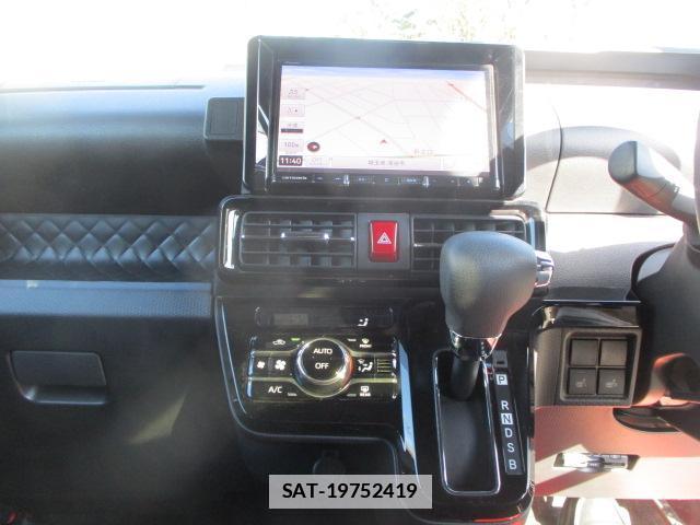 Daihatsu TANTO 2022-05 7811958-3