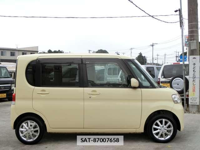 Daihatsu TANTO 2008-09 7813047-3