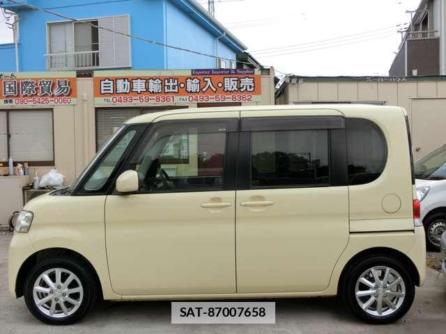 Daihatsu TANTO 2008-09 7813047-9