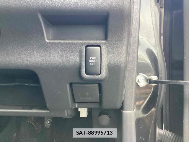 Daihatsu TANTO 2010-11 7813251-11