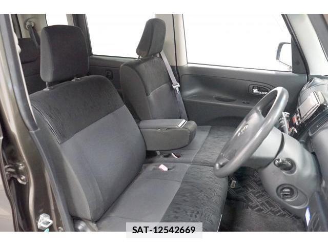 Daihatsu TANTO 2012-02 7813702-12