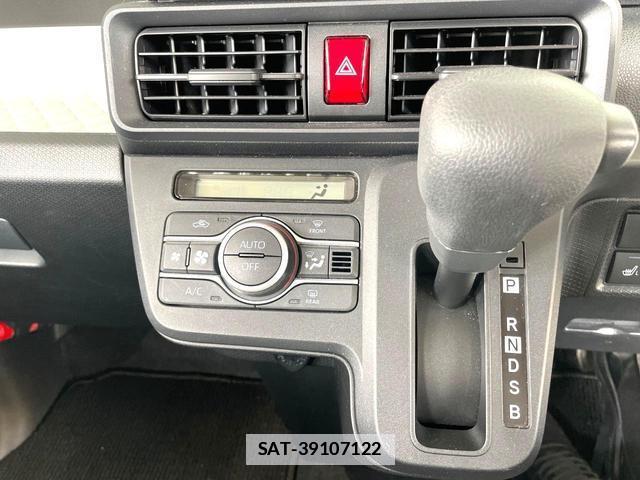 Daihatsu TANTO 2021-10 7813852-18