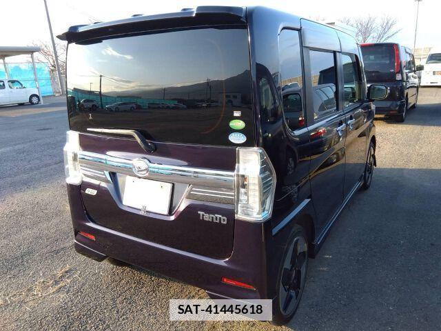 Daihatsu TANTO 2014-07 7814016-4