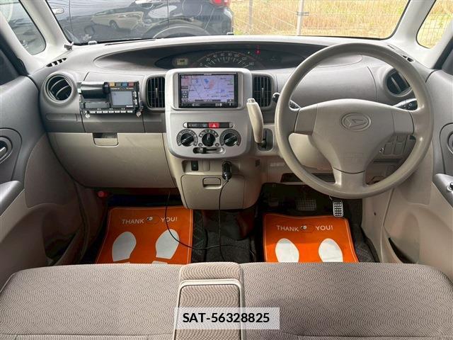 Daihatsu TANTO 2011-01 7815422-2