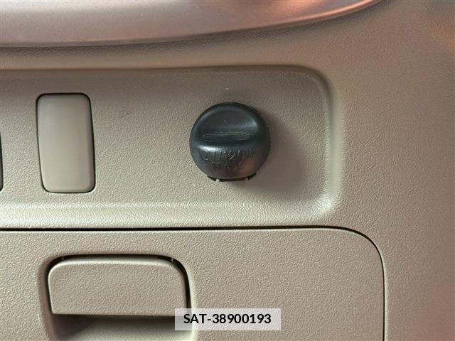 Daihatsu TANTO 2012-02 7815423-12