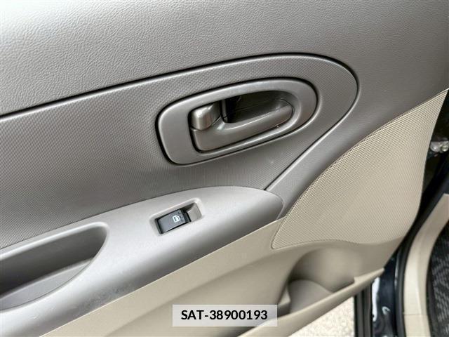 Daihatsu TANTO 2012-02 7815423-16