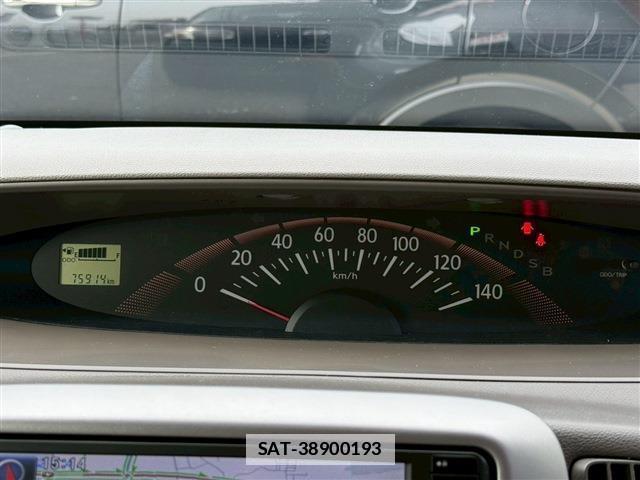 Daihatsu TANTO 2012-02 7815423-6