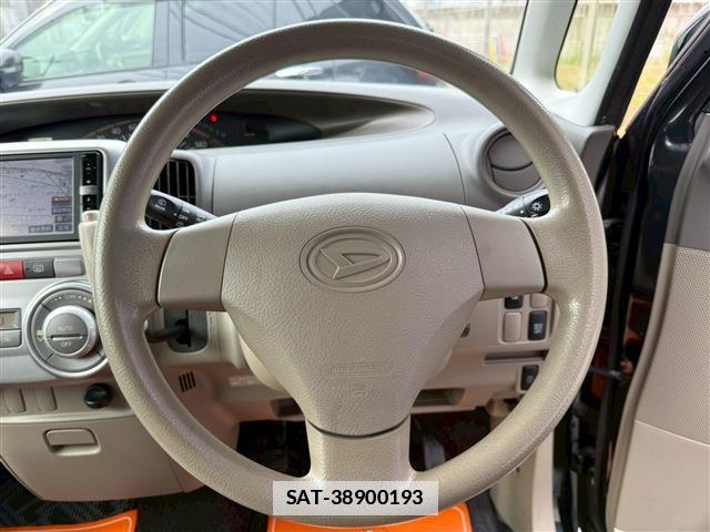 Daihatsu TANTO 2012-02 7815423-7