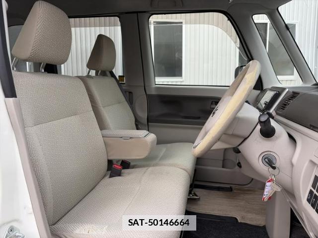 Daihatsu TANTO 2013-11 7816349-4