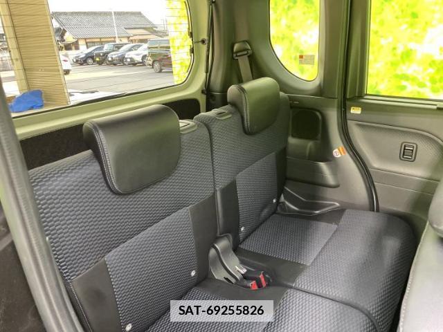 Daihatsu TANTO 2022-10 7816384-4