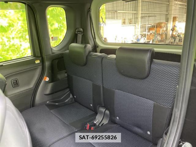 Daihatsu TANTO 2022-10 7816384-6