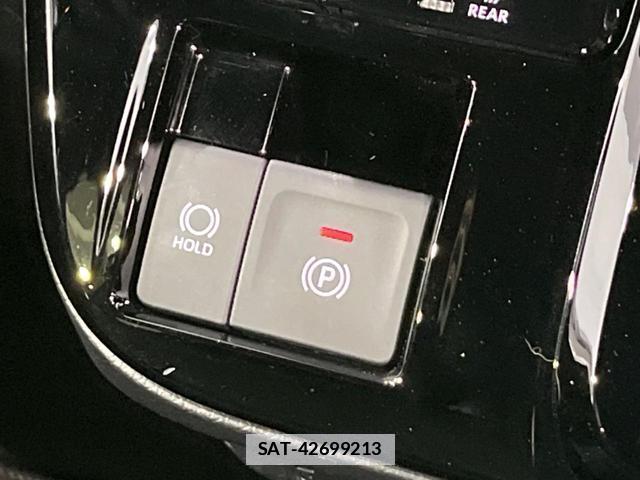 Daihatsu TANTO 2023-05 7816744-6