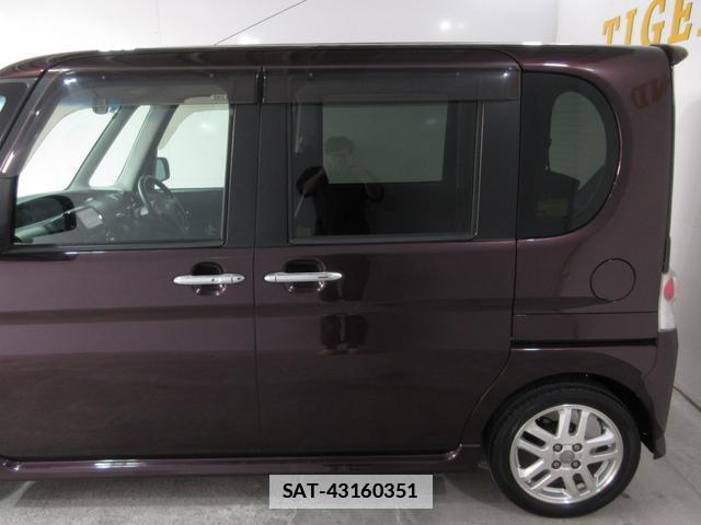 Daihatsu TANTO 2010-04 7818114-5