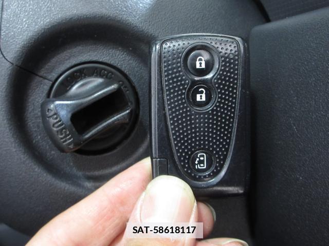 Daihatsu TANTO 2011-09 7818128-2