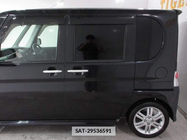 Daihatsu TANTO 2009-10 7818137-5