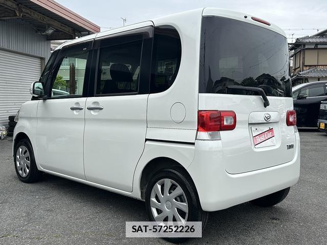 Daihatsu TANTO 2011-09 7818518-1