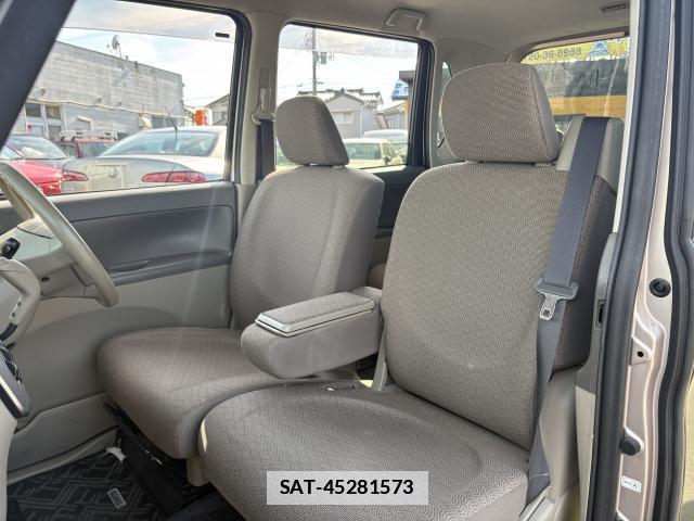 Daihatsu TANTO 2009-02 7819136-15