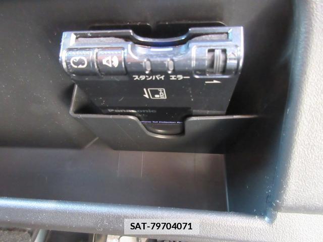 Daihatsu TANTO 2011-09 7819529-10
