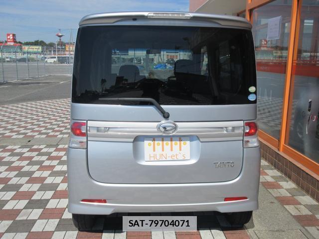 Daihatsu TANTO 2011-09 7819529-2