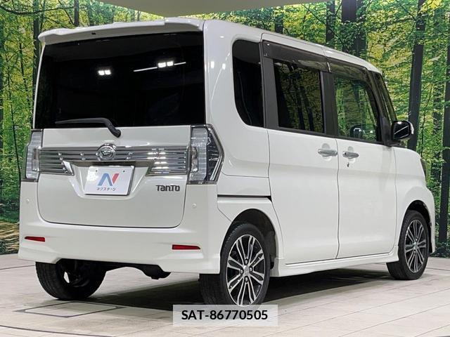 Daihatsu TANTO 2016-02 7820043-16