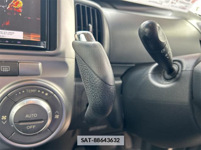 Daihatsu TANTO 2012-03 7820428-17