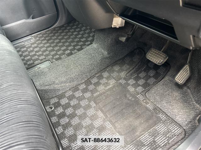 Daihatsu TANTO 2012-03 7820428-8