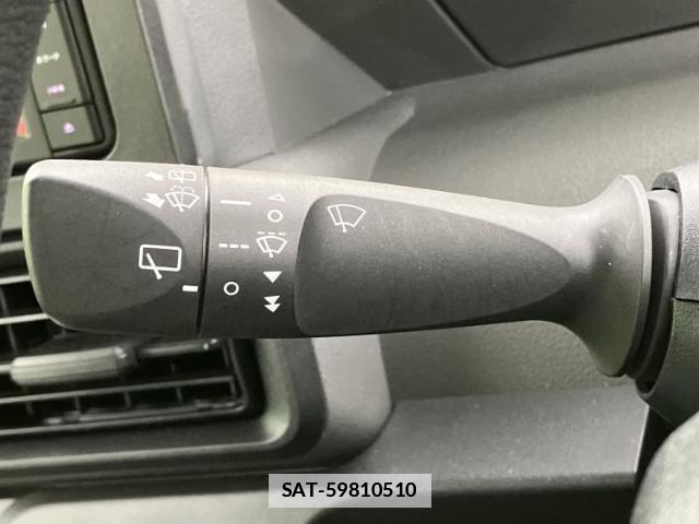 Daihatsu TANTO 2019-10 7821137-16