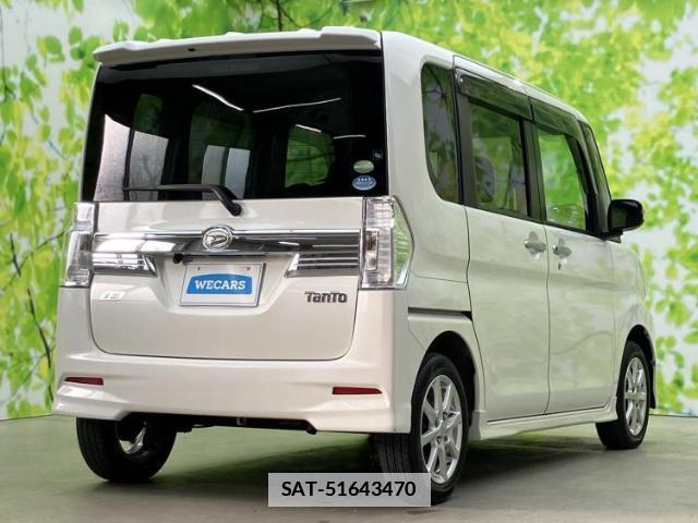 Daihatsu TANTO 2013-11 7821204-2