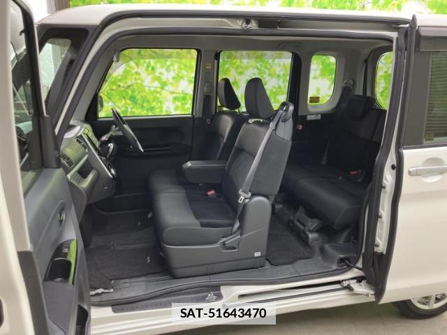 Daihatsu TANTO 2013-11 7821204-7