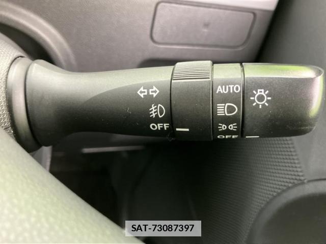 Daihatsu TANTO 2013-12 7821229-15