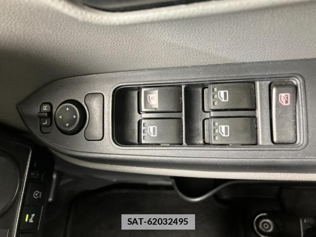 Daihatsu TANTO 2020-11 7821278-16