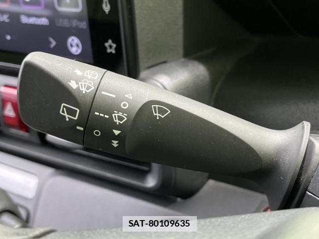 Daihatsu TANTO 2021-11 7821668-14