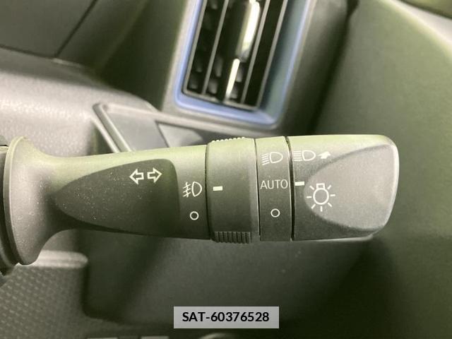 Daihatsu TANTO 2021-04 7821749-13