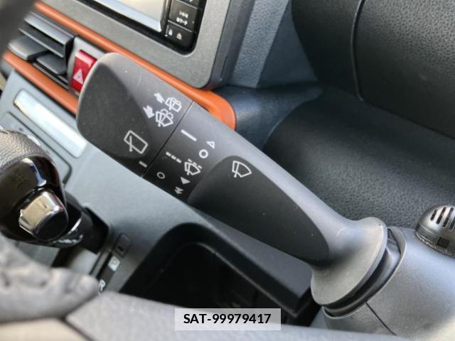 Daihatsu TANTO 2023-05 7821863-16