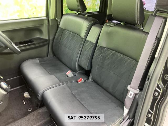 Daihatsu TANTO 2018-01 7821868-5