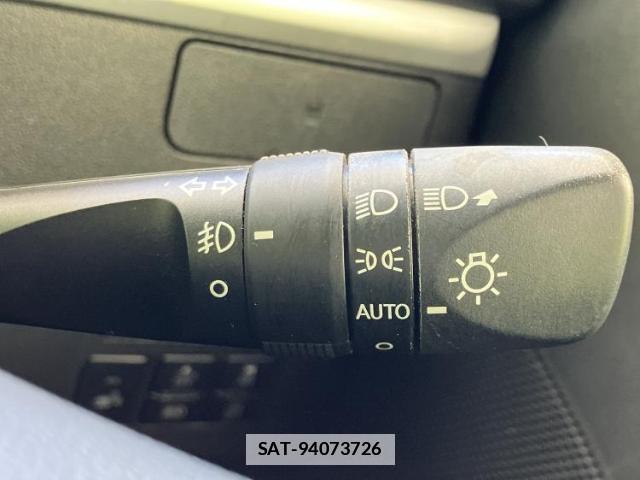 Daihatsu TANTO 2018-03 7822526-14