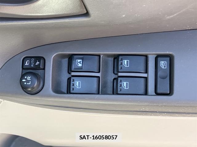 Daihatsu TANTO 2017-09 7822944-10