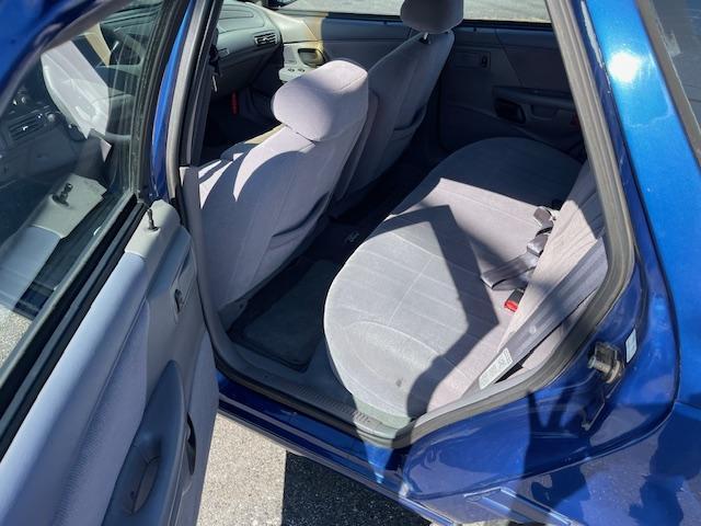 Ford TAURUS 1994-11 7820651-9