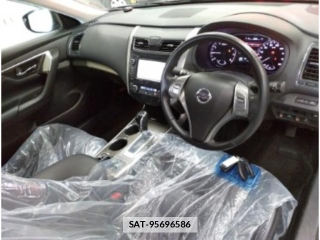 Nissan TEANA 2017-03 7811417-2