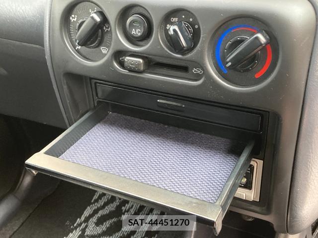 Daihatsu TERIOS KID 2005-04 7811667-11