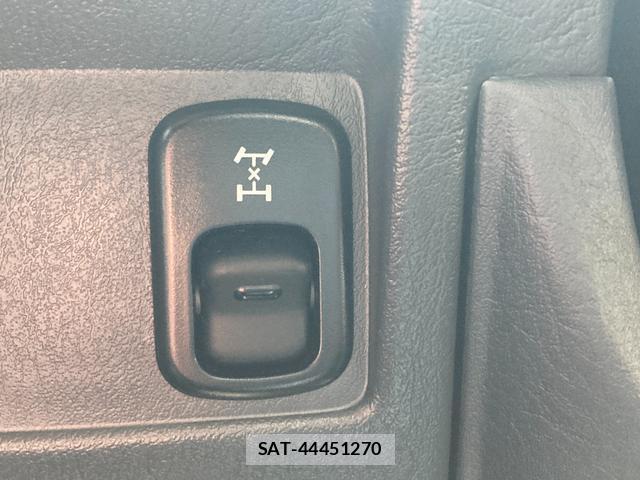Daihatsu TERIOS KID 2005-04 7811667-12