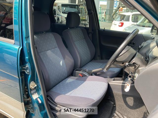 Daihatsu TERIOS KID 2005-04 7811667-5