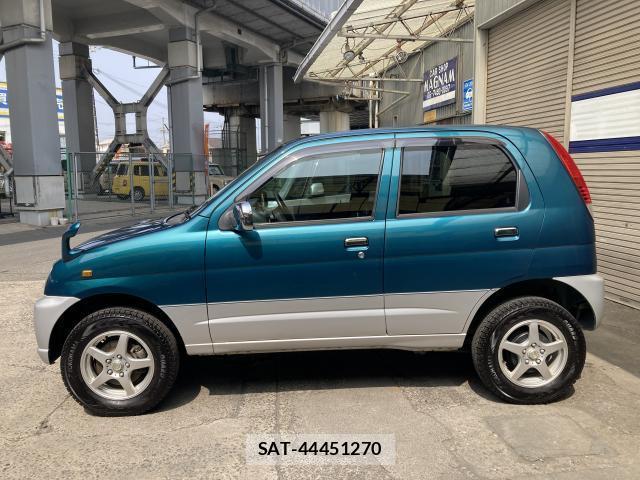 Daihatsu TERIOS KID 2005-04 7811667-8