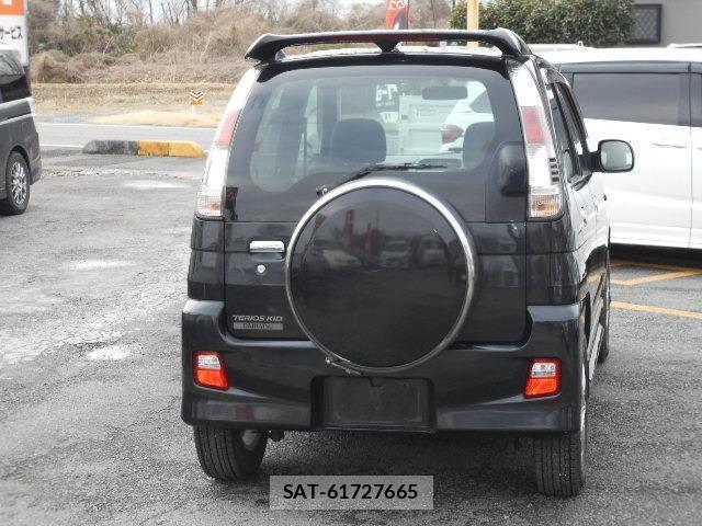 Daihatsu TERIOS KID 2012-07 7820392-12