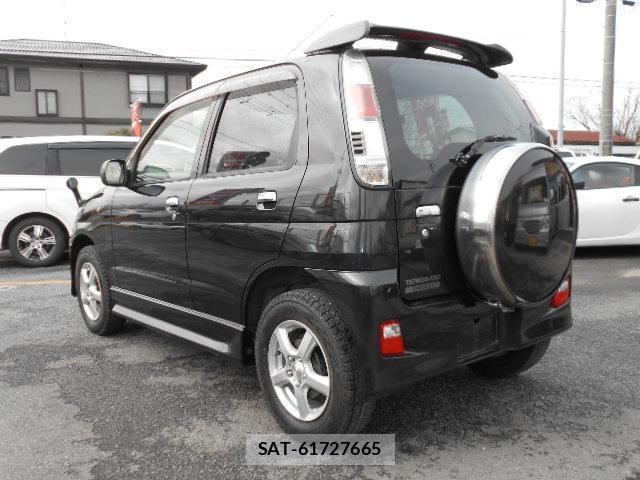 Daihatsu TERIOS KID 2012-07 7820392-2