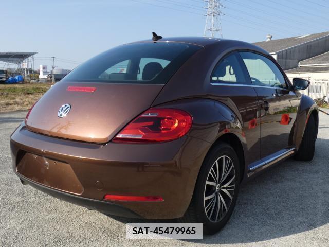 VolksWagen THE BEETLE 2016-07 7811969-11