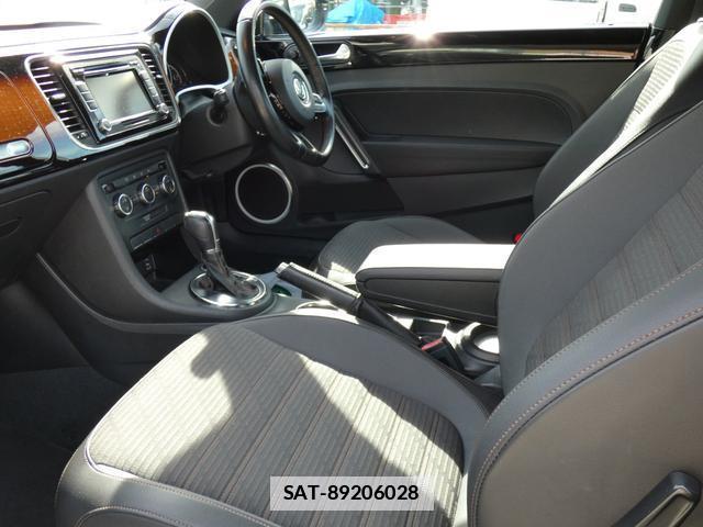 VolksWagen THE BEETLE 2013-07 7811972-11
