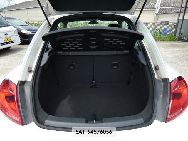 VolksWagen THE BEETLE 2013-04 7811976-15