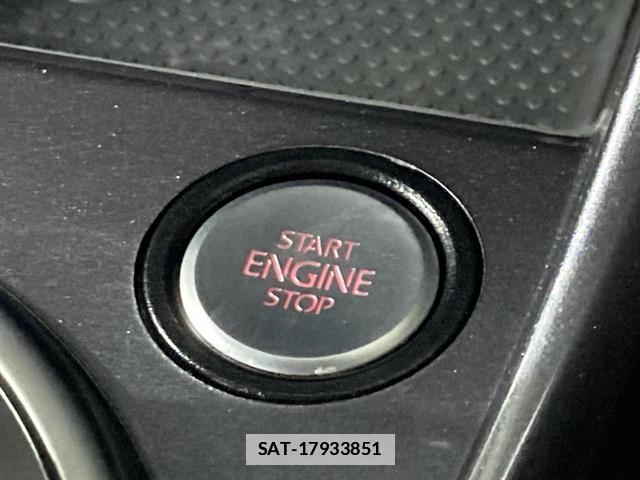 VolksWagen THE BEETLE 2019-03 7812003-5
